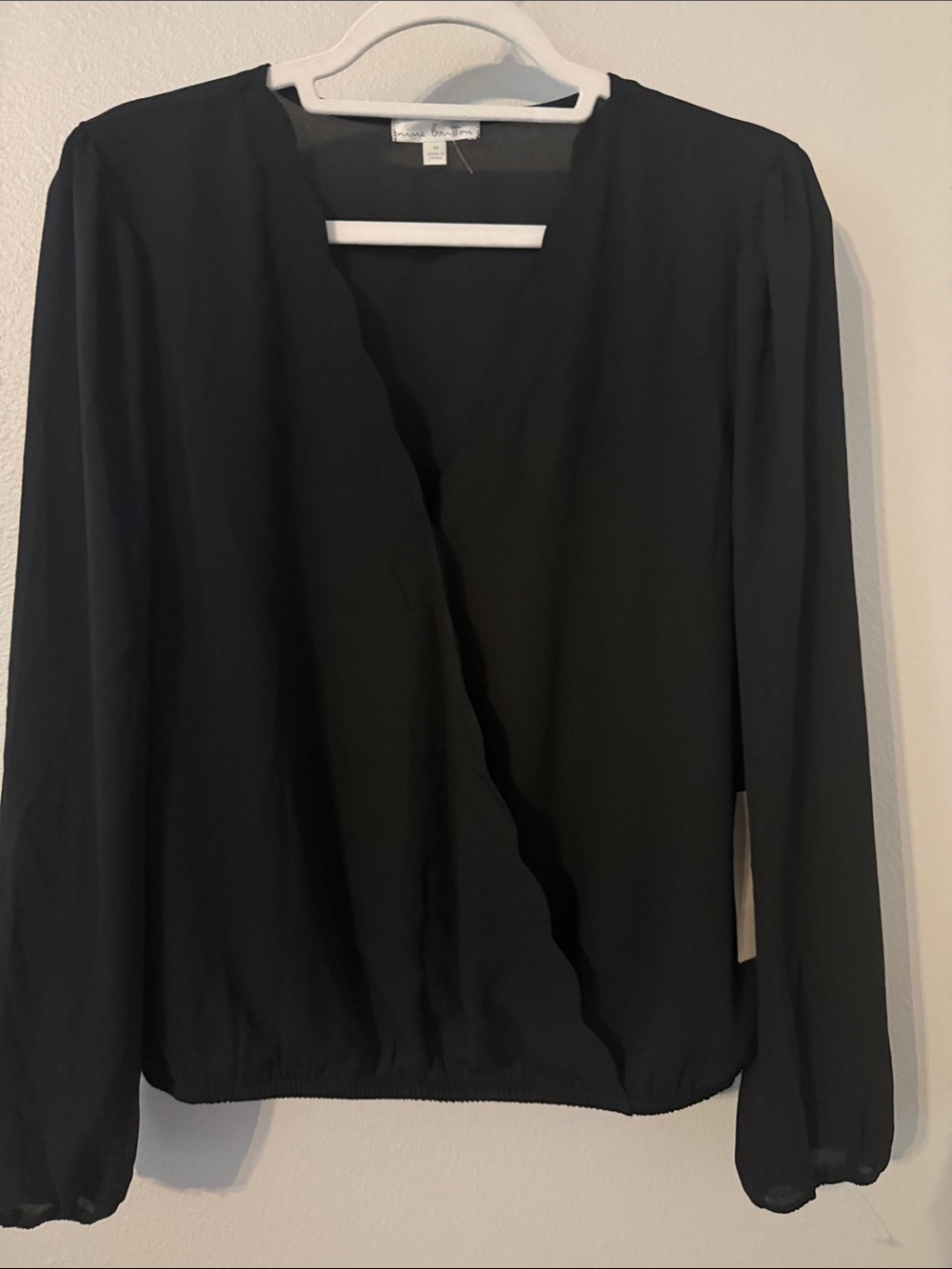 nine britton Black Long-Sleeve V-Neck Blouse